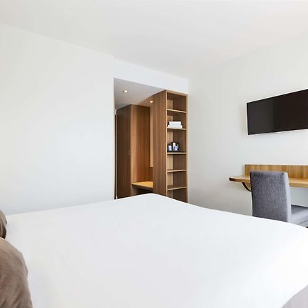 Kyriad Hotel Laval Λαβάλ Εξωτερικό φωτογραφία