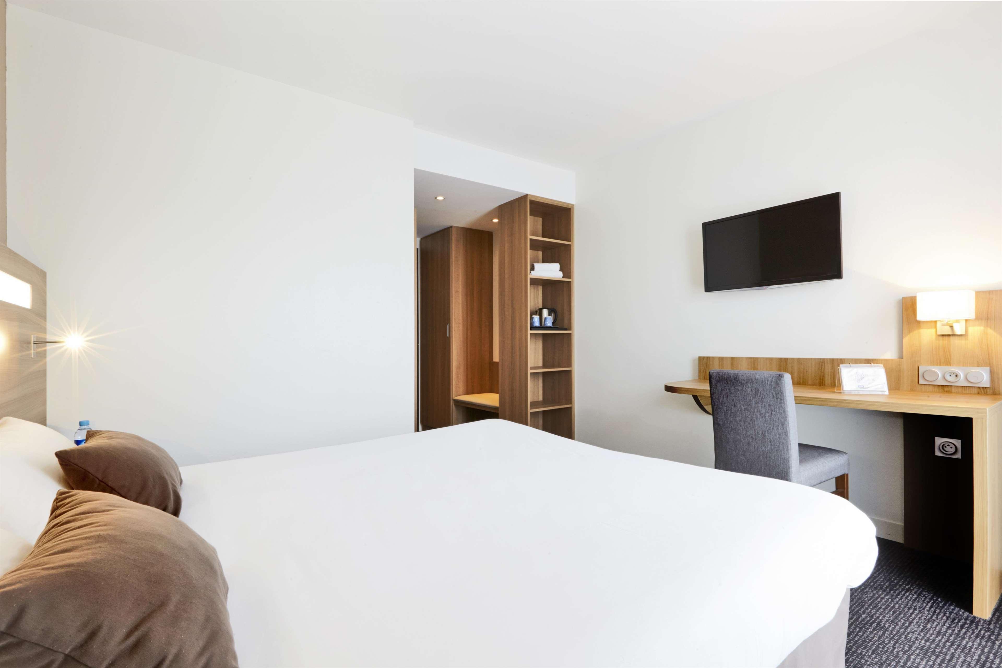 Kyriad Hotel Laval Λαβάλ Εξωτερικό φωτογραφία