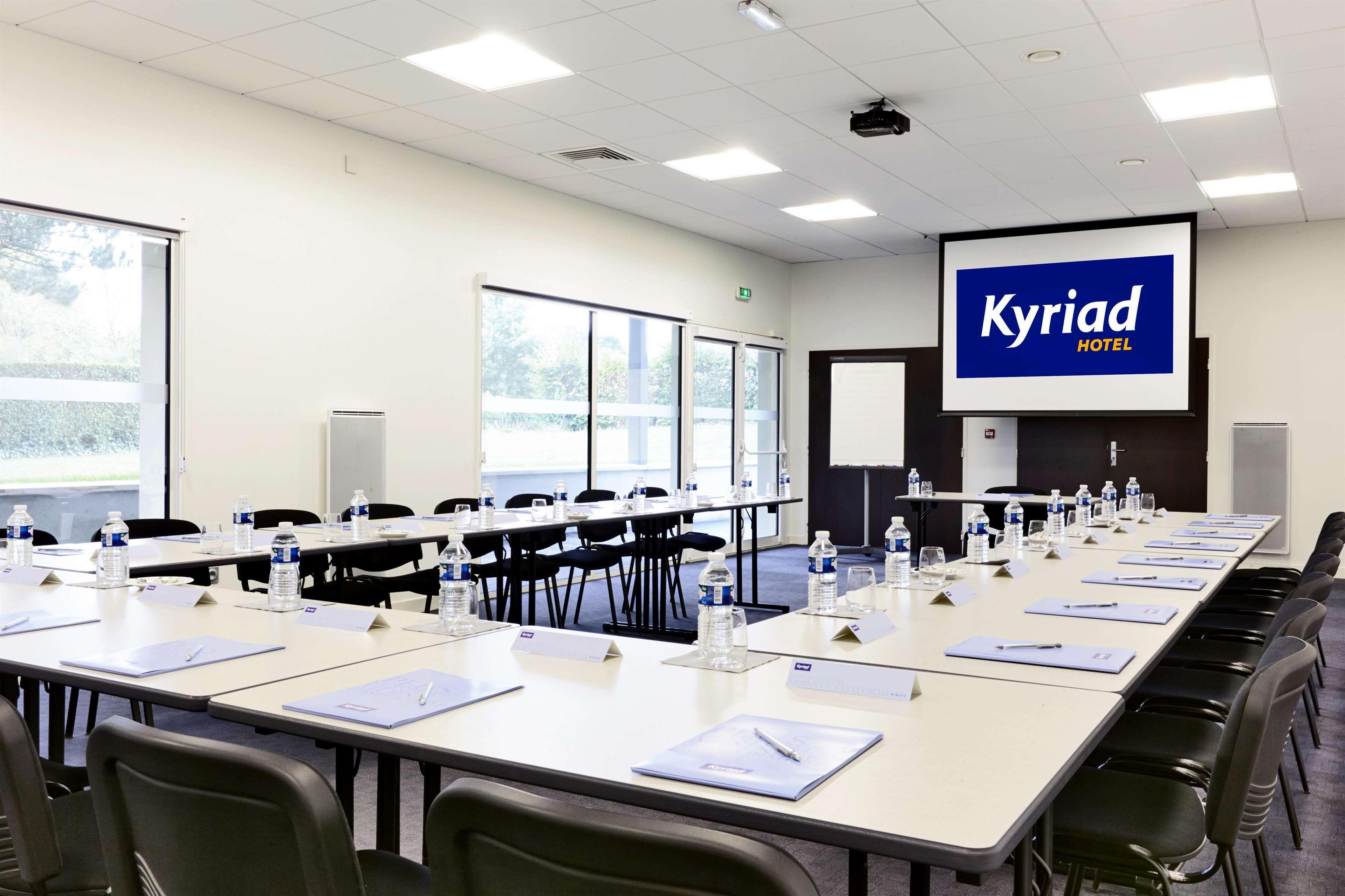 Kyriad Hotel Laval Λαβάλ Εξωτερικό φωτογραφία